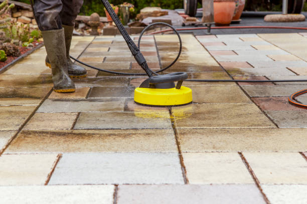 Best Sidewalk and Walkway Cleaning  in Dundee, FL
